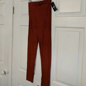 Bella Berry burnt orange leggings